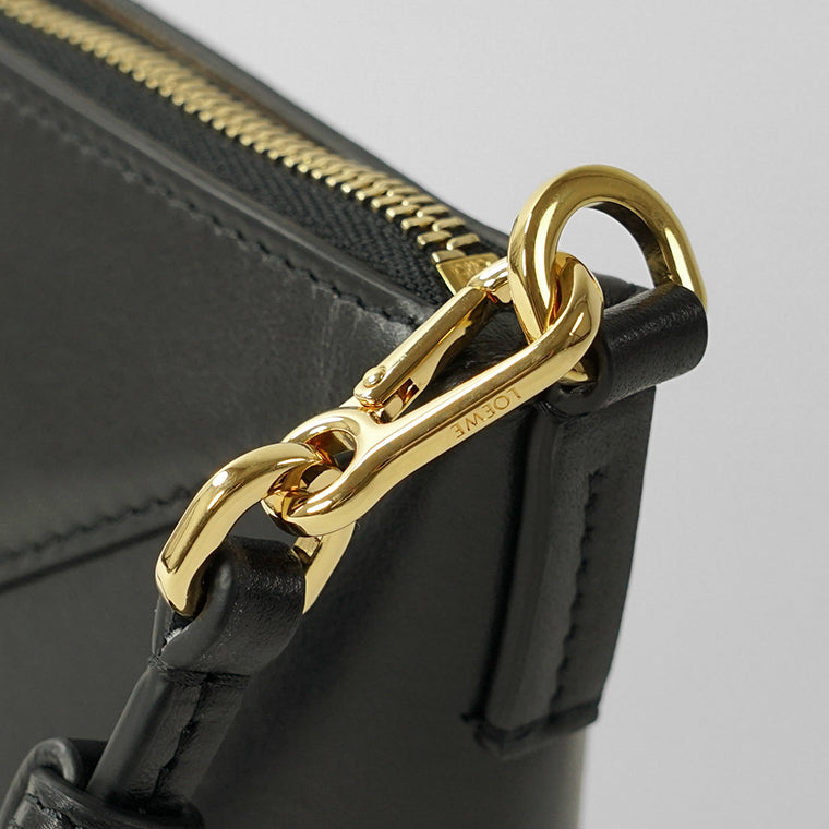 LOEWE レディース バッグ PUZZLE FOLD POUCH C510PT1X01 2カラー