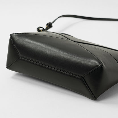 LOEWE レディース バッグ PUZZLE FOLD POUCH C510PT1X01 2カラー