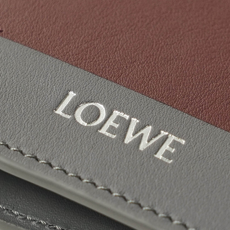 LOEWE メンズ レディース 2つ折り財布 ALBERS SLIM COMPACT WALLET C643W73X08 ARDESIA DEEP RUBY アルデシア ディープルビー 0145