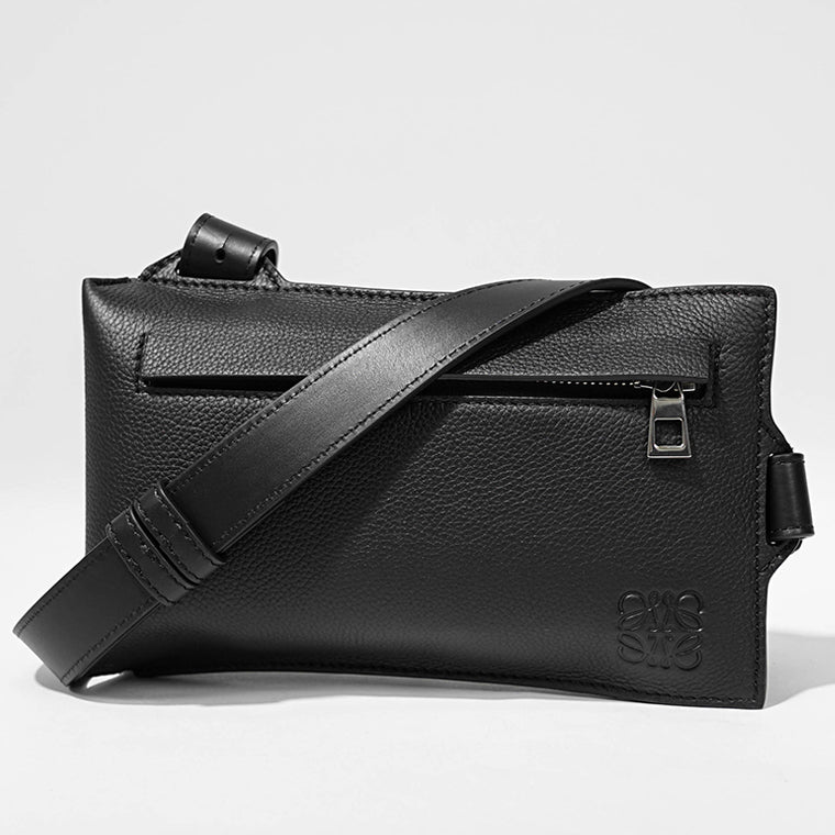 LOEWE メンズ ワンショルダーバッグ VERTICAL T POCKET C660P02X01 BLACK ブラック 1100