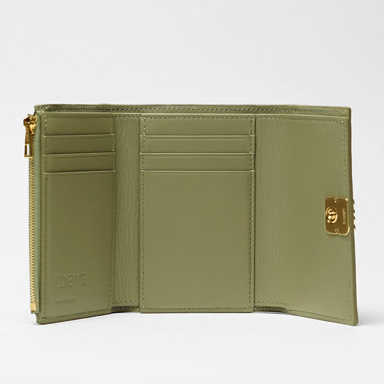 LOEWE レディース 3つ折り財布 ANAGRAM PUFFER SMALL VERTICAL C821S33X06 EUCALYPTUS GREEN 4787