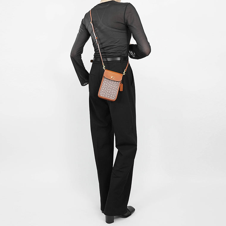 COACH レディース フォンケース PHONE CROSS BODY CM510 B4TA7 ブラウン COCOA BURNISHED AMBER