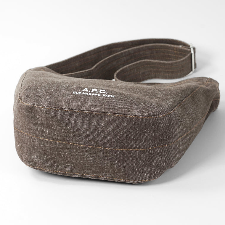 A.P.C. メンズ レディース ショルダーバッグ JOURNAL SMALL COHLX M67010 MARRON FONCE ダークマロン ブラウン CAE