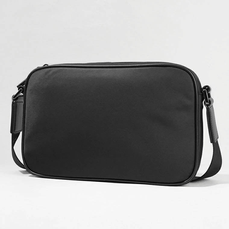 EMPORIO ARMANI メンズ レディース ショルダーバッグ EM001803 AF13454 BLACK BEAUTY ブラック UC001
