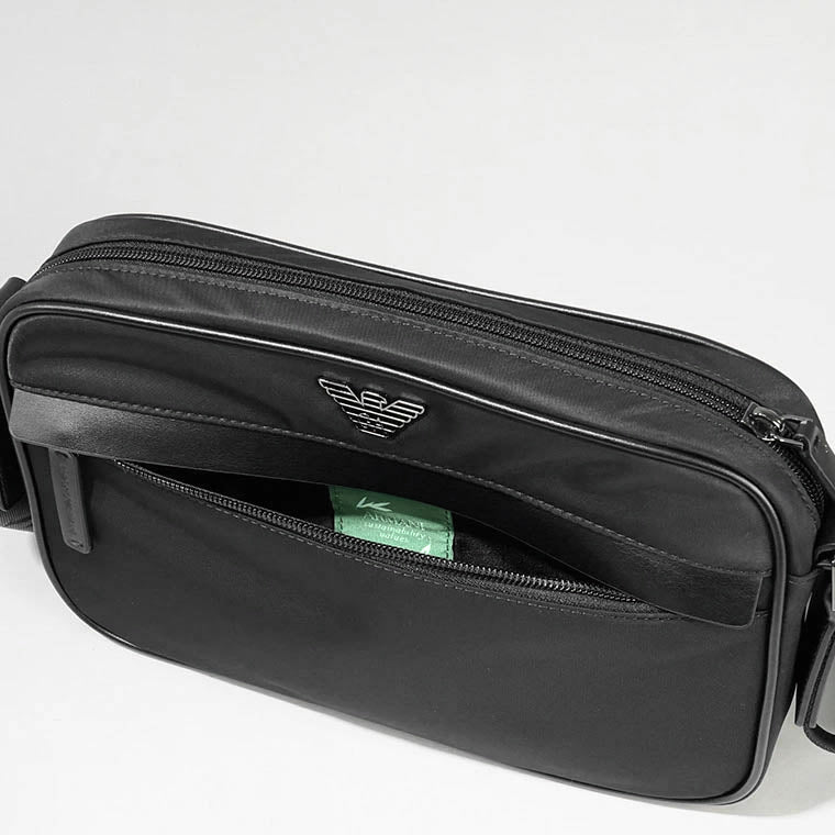 EMPORIO ARMANI メンズ レディース ショルダーバッグ EM001803 AF13454 BLACK BEAUTY ブラック UC001