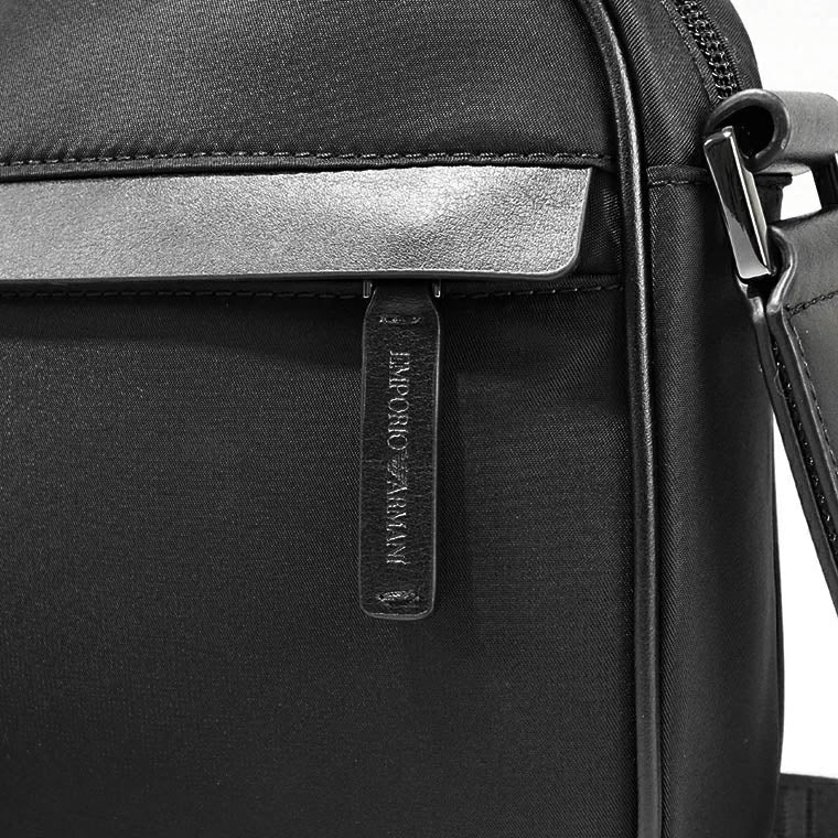 EMPORIO ARMANI メンズ レディース ショルダーバッグ EM001803 AF13454 BLACK BEAUTY ブラック UC001