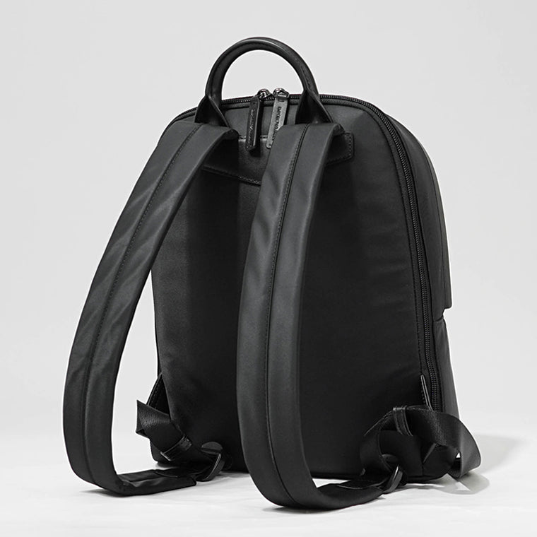 EMPORIO ARMANI メンズ レディース バックパック EM001804 AF13454 BLACK BEAUTY ブラック UC001