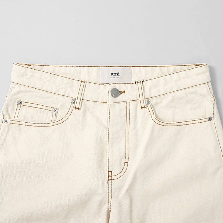 【SUMMER FINAL SALE】 AMI メンズ ジーンズ HTR001 DE0039 BLANC CREME アイボリー 136