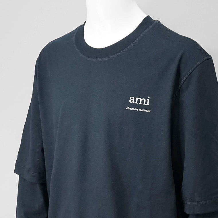 【SUMMER FINAL SALE】 AMI メンズ 長袖Tシャツ HTS248 JE0119 BLEU MARINE ネイビー 4011