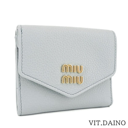 MIU MIU レディース 3つ折り財布 VIT DAINO 5MH043 2DT7 FIORDALISO コーンフラワーブルー F0591