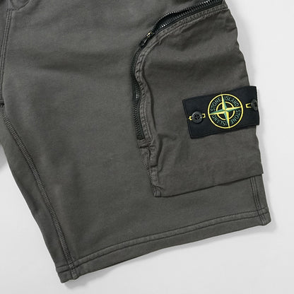 【SUMMER FINAL SALE】 STONE ISLAND メンズ ショートパンツ K1S156200002 S0123 チャコールグレー V0065