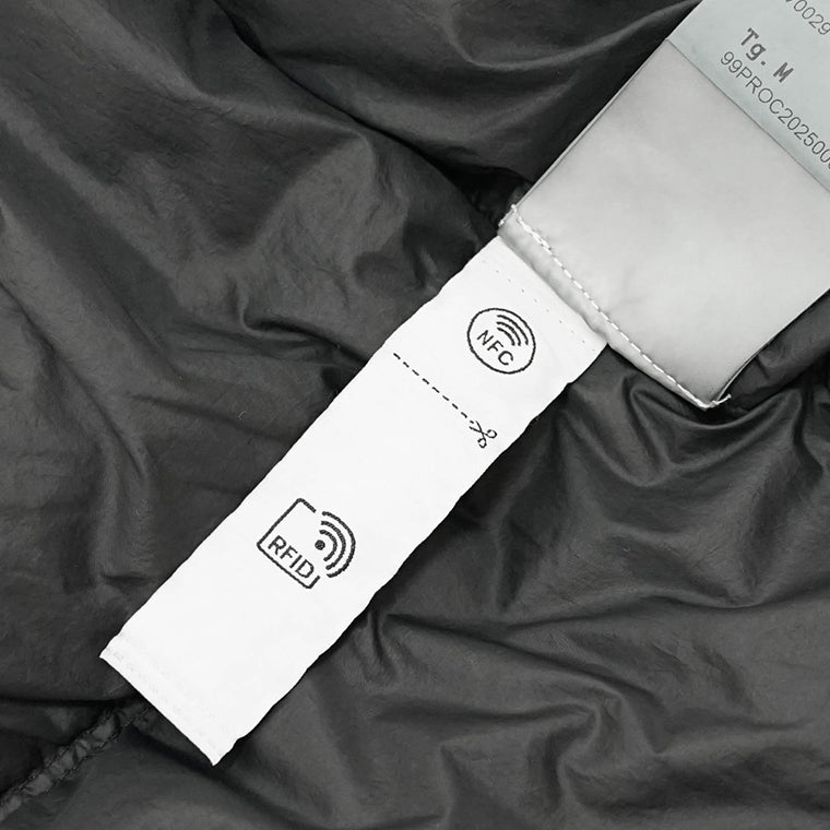 STONE ISLAND メンズ ダウンジャケット GARMENT DYED CRINKLE REPS NY K2S154100010 S0A23 ブラック V0029