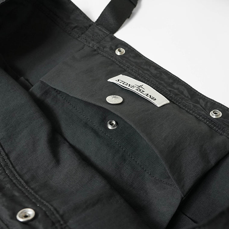 STONE ISLAND メンズ レディース トートバッグ COATED NYLON METAL IN ECONYL K2S159200013 S0251 ブラック V0029