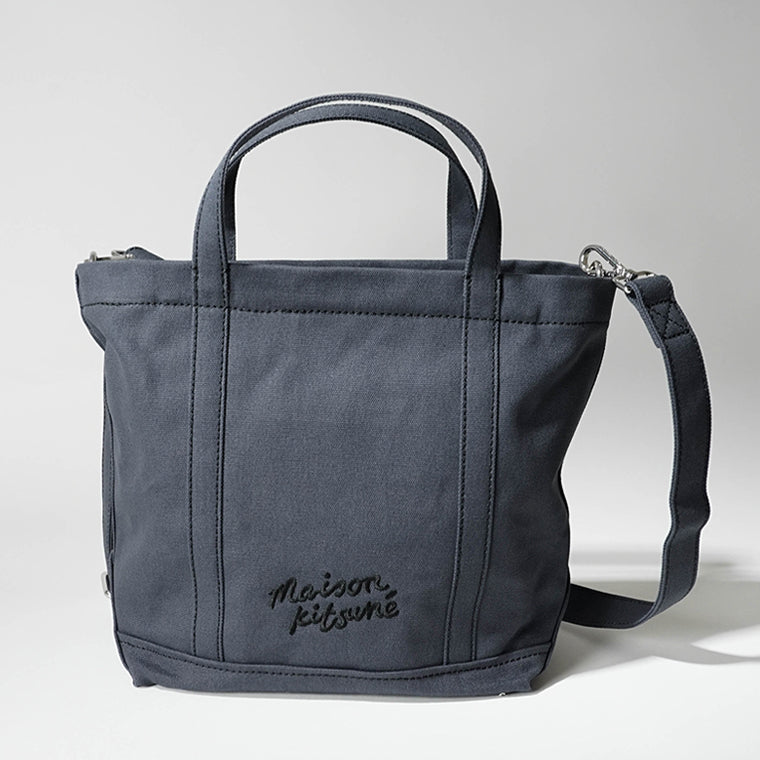 MAISON KITSUNE レディース メンズ トートバッグ FOX HEAD SMALL TOTE LW05103 WW0107 SLATE GREY 0076