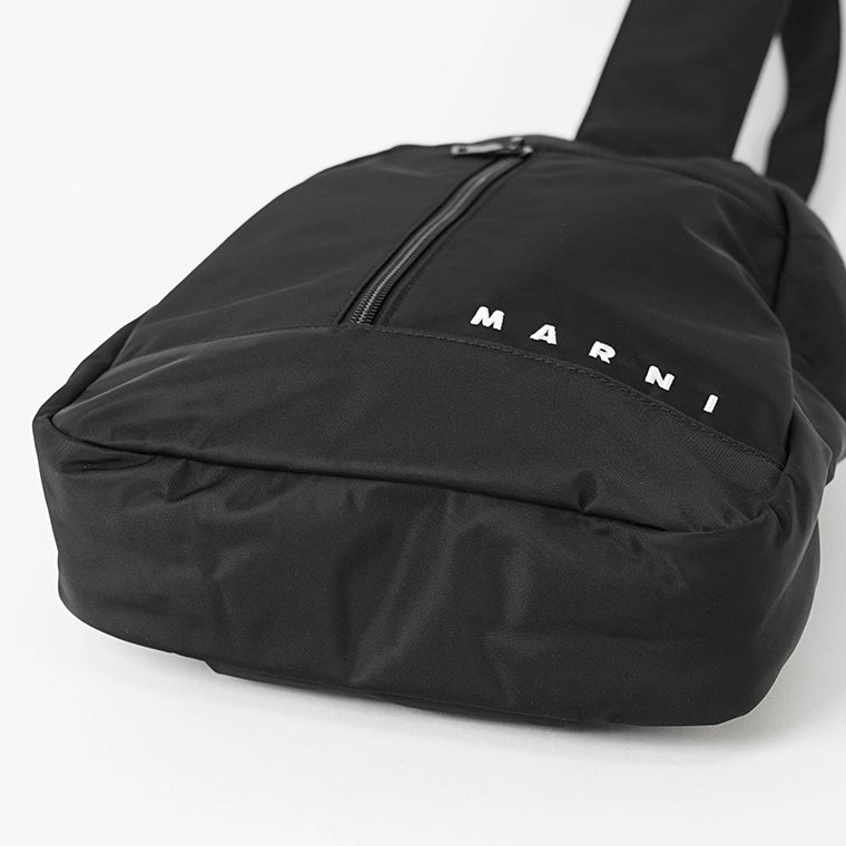 MARNI KIDS キッズ ボディバッグ MW107U M01634 M00TJ ブラック 0M900