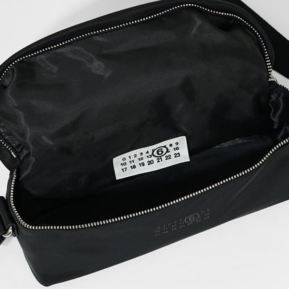 MM6 Maison Margiela KIDS キッズ ショルダーバッグ NYLON CROSSBODY BAG M60822 P6416 ブラック T8013