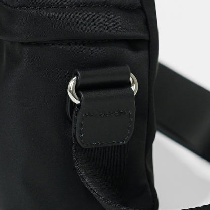 MM6 Maison Margiela KIDS キッズ ショルダーバッグ NYLON CROSSBODY BAG M60822 P6416 ブラック T8013
