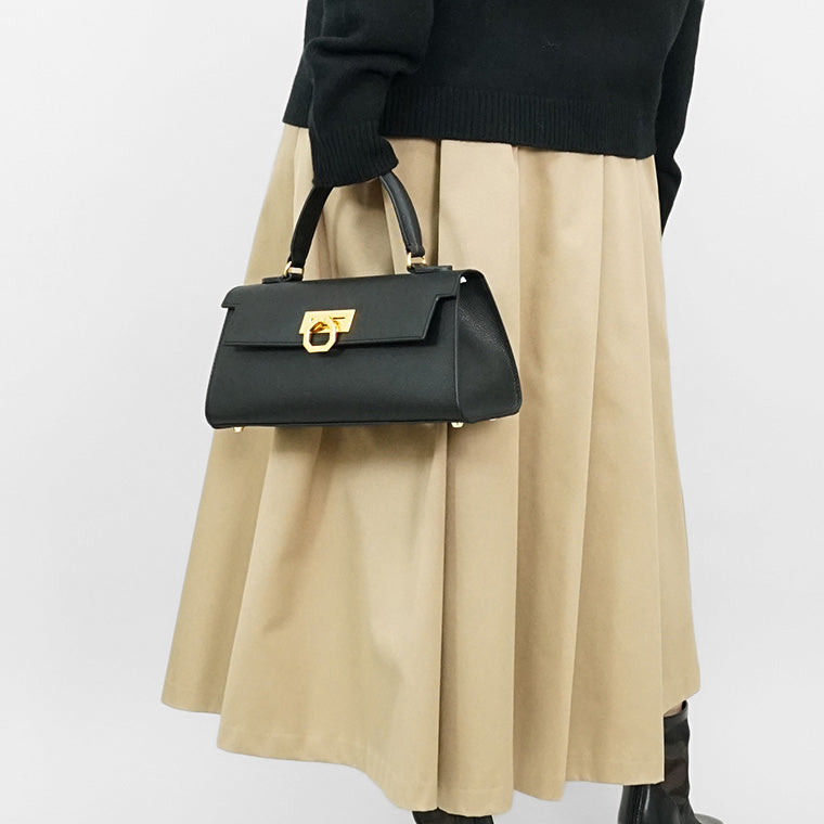 カルボッティ CARBOTTI レディース ショルダーバッグ ブラック