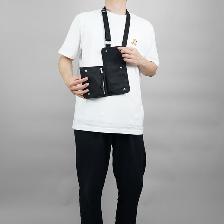 新品 メゾン キツネ MAISON KITSUNE ショルダーバッグ ネック ポーチ ブラック 楽天市場】Maison Kitsune メゾンキツネ Nylon Neck Pouch ショルダー