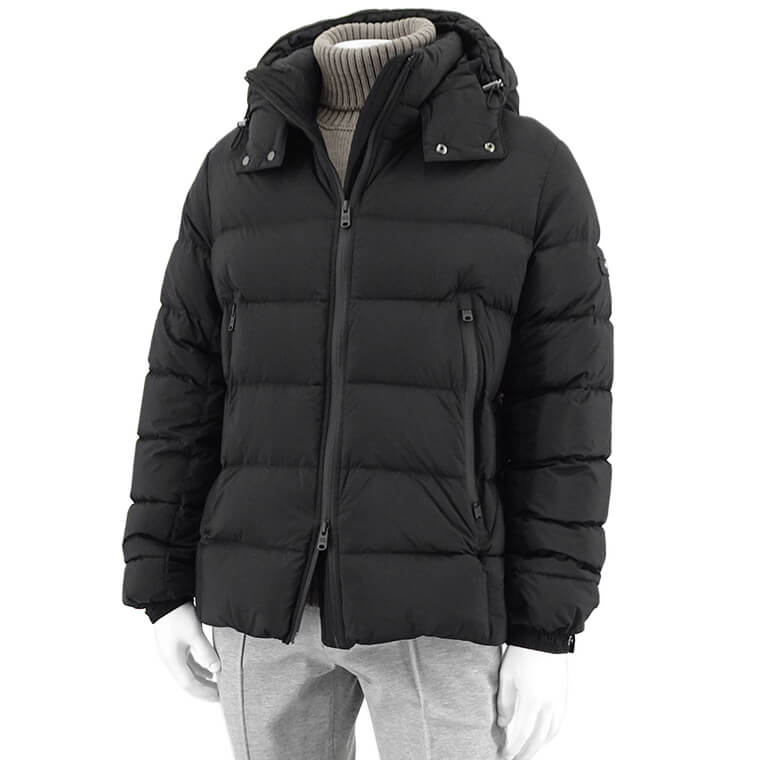 TATRAS ブラック ダウンジャケット MT714A428