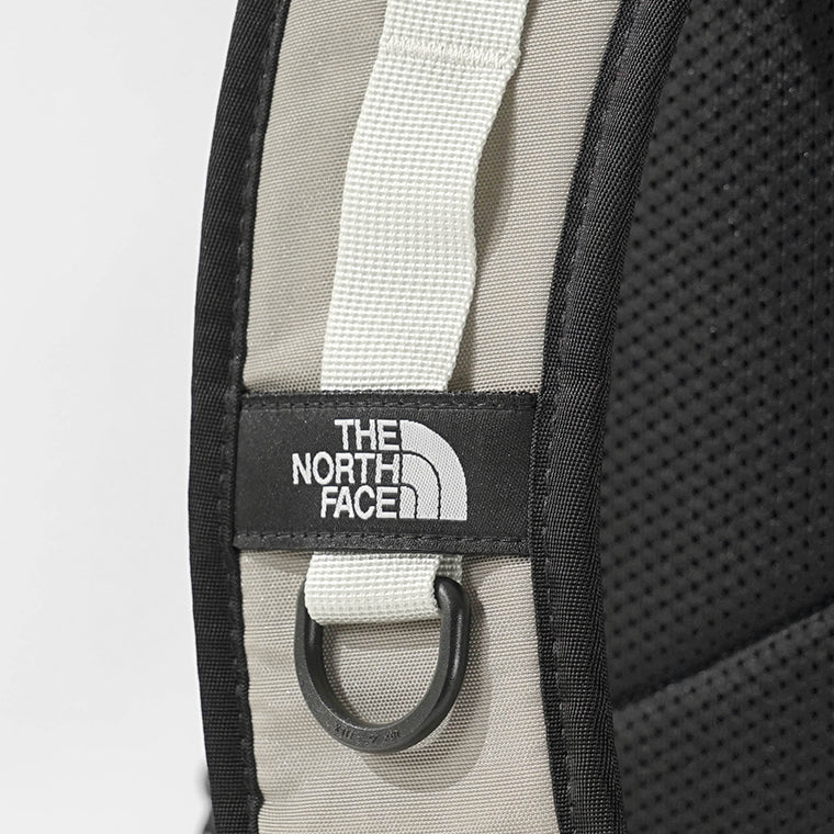 THE NORTH FACE メンズ レディース ワンショルダーバッグ HOT SHOT SLING NF0A8JCE STONE SLAB CUMULUS CLOUD グレージュ SM4