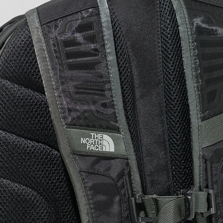 THE NORTH FACE メンズ レディース バックパック BOREALIS CLASSIC PATCH NF0A8KE8 TNF BLACK ASPHALT GREY ブラック アスファルトグレー 0E6