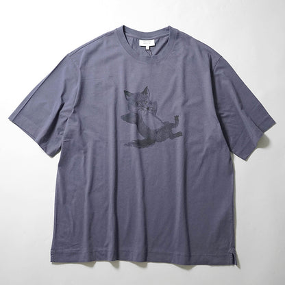 【SUMMER FINAL SALE】 MAISON KITSUNE メンズ Tシャツ CHILLAX PRINT OVERSIZE TEE SHIRT OM00108 KJ0008 FIG パープル 0120