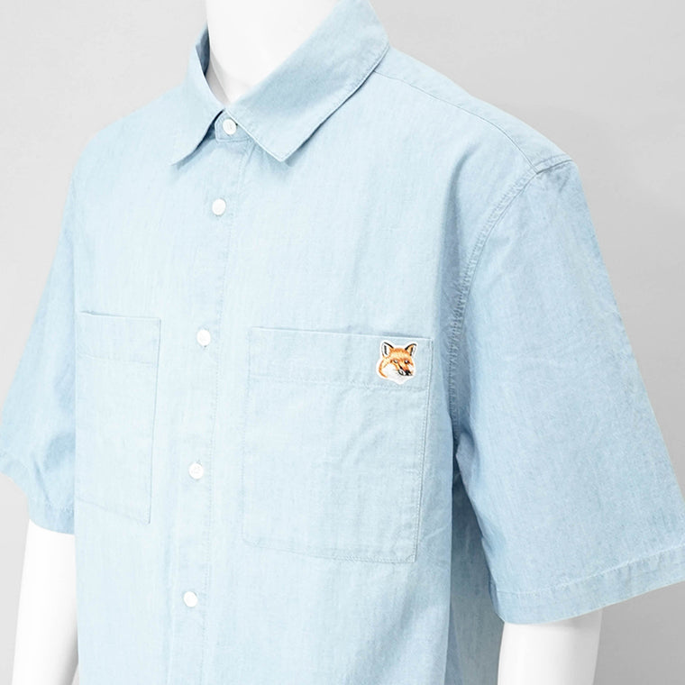 【SUMMER FINAL SALE】 MAISON KITSUNE メンズ 半袖シャツ RELAXED SHORT SLEEVE SHIRT OM00424 WC5006 INDIGO ライトブルー P470