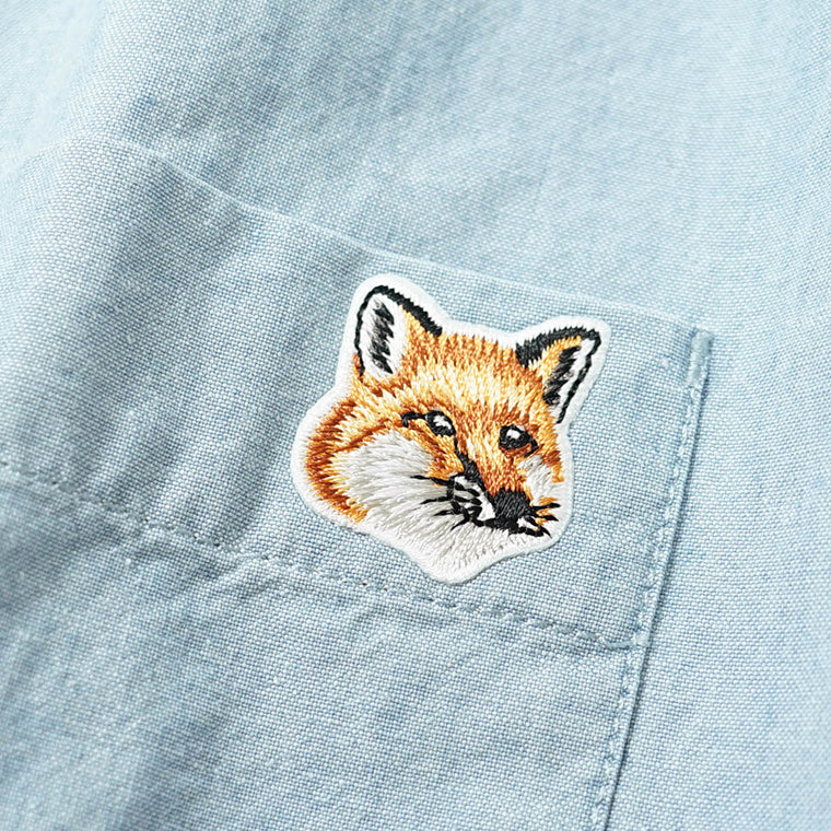 【SUMMER FINAL SALE】 MAISON KITSUNE メンズ 半袖シャツ RELAXED SHORT SLEEVE SHIRT OM00424 WC5006 INDIGO ライトブルー P470