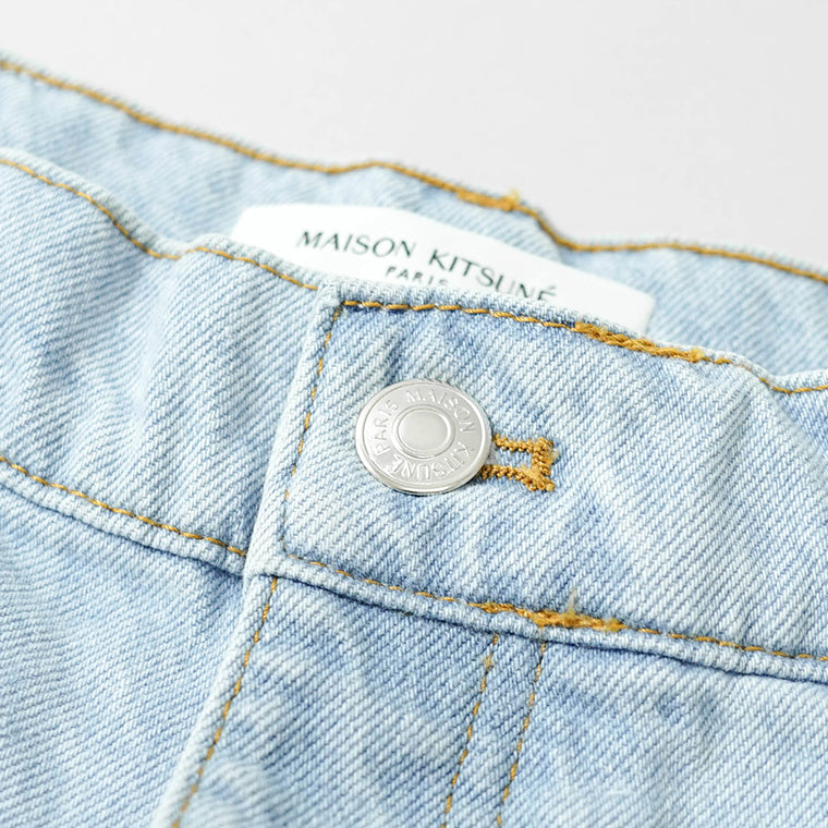 【SUMMER FINAL SALE】 MAISON KITSUNE メンズ ジーンズ RELAXED DENIM JEANS OM01105 WD4009 LIGHT WASH ウォッシュブルー 0203
