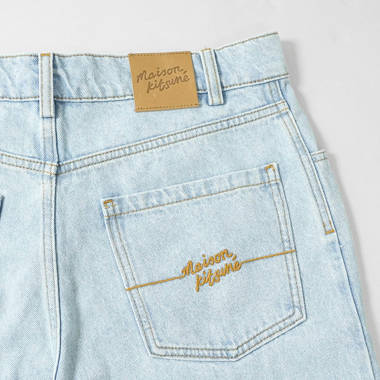 【SUMMER FINAL SALE】 MAISON KITSUNE メンズ ジーンズ RELAXED DENIM JEANS OM01105 WD4009 LIGHT WASH ウォッシュブルー 0203