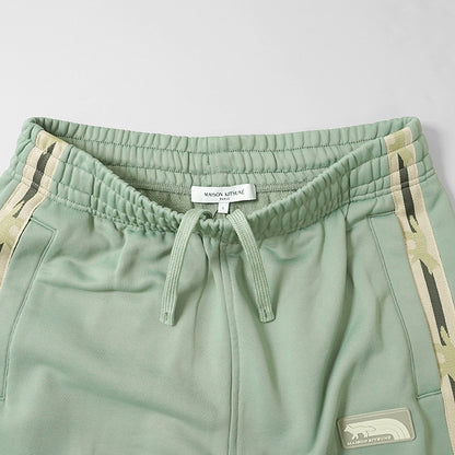 【SUMMER FINAL SALE】 MAISON KITSUNE メンズ スウェットパンツ FLASH FOX TRACK PANTS OM01126 KM0322 VERT DE GRIS グリーン 0078