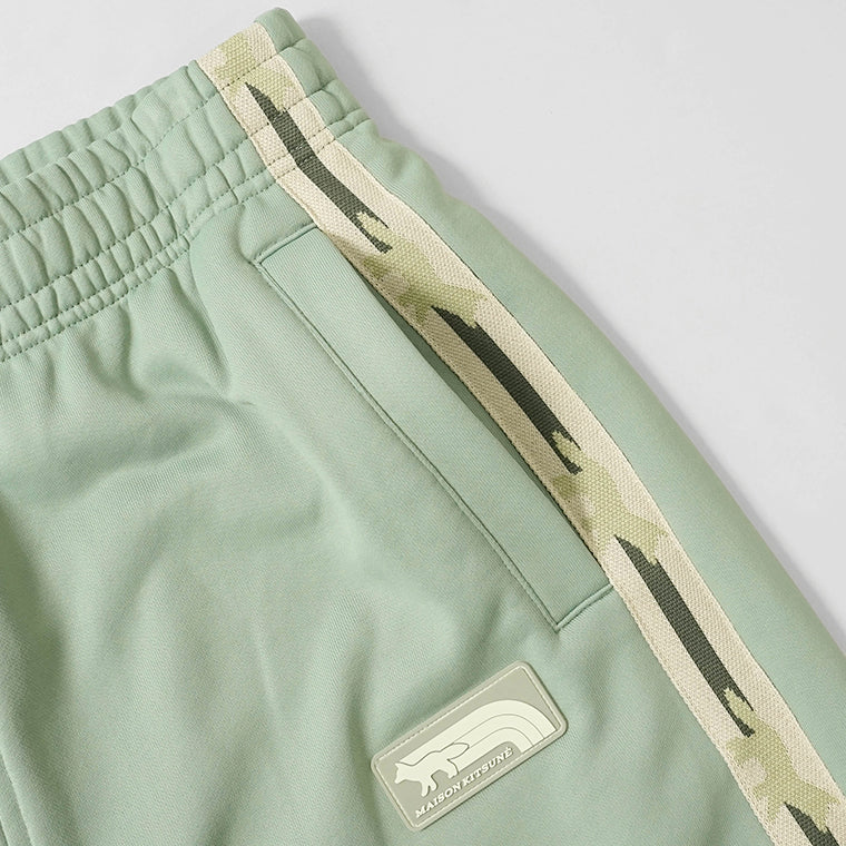 【SUMMER FINAL SALE】 MAISON KITSUNE メンズ スウェットパンツ FLASH FOX TRACK PANTS OM01126 KM0322 VERT DE GRIS グリーン 0078