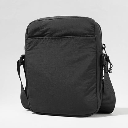 MAISON KITSUNE メンズ レディース ショルダーバッグ FLASH FOX CROSSBODY POUCH OM05174 WQ4034 BLACK ブラック P199