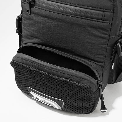MAISON KITSUNE メンズ レディース ショルダーバッグ FLASH FOX CROSSBODY POUCH OM05174 WQ4034 BLACK ブラック P199