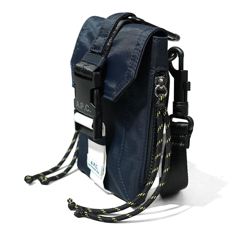 A.P.C. メンズ レディース ショルダーバッグ CROSSBODY POUCH TREK PAAFH H61733 DARK NAVY ダークネイビー IAK