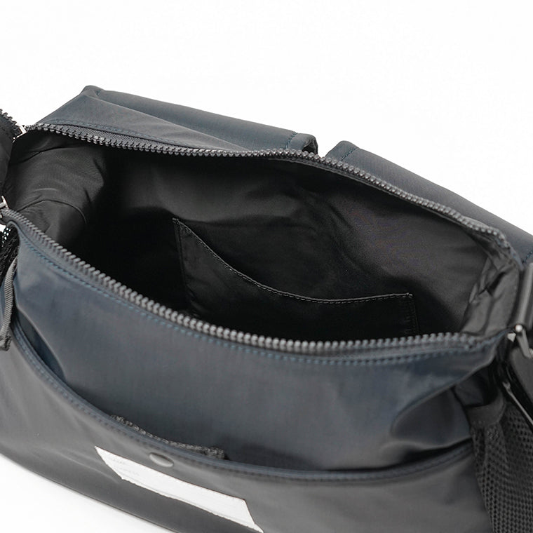 A.P.C. メンズ レディース ショルダーバッグ TREK PAAFH H67005 DARK NAVY ダークネイビー IAK