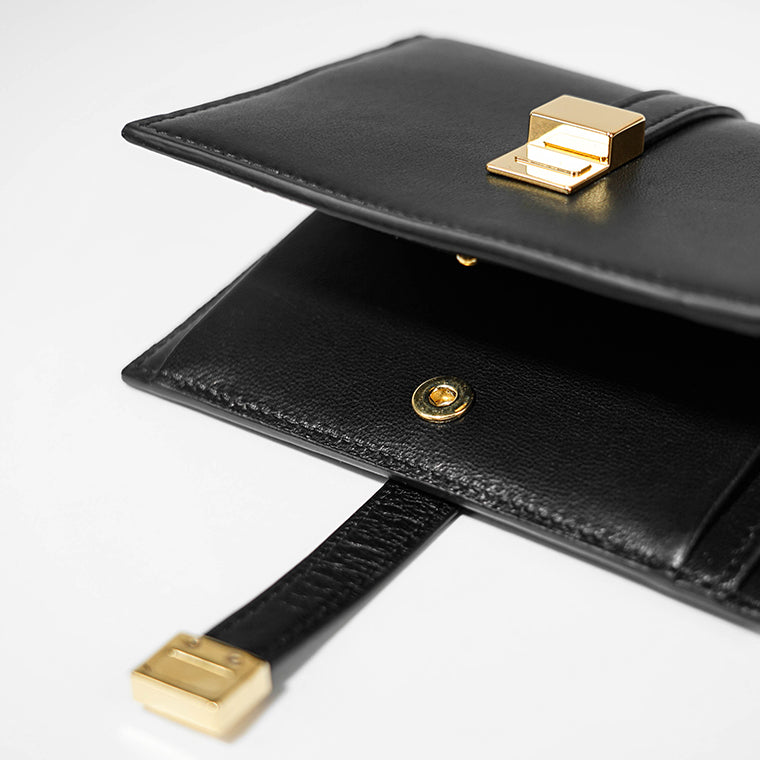 MARNI Prisma 二つ折り プリズマ ミニ財布 折り財布 国内発送】MARNI Prisma 二つ折り プリズマ ミニ財布 折り財布 (MARNI