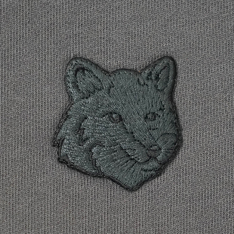 MAISON KITSUNE メンズ ジップアップパーカー FOX HEAD ZIPPED OVERSIZE HOODIE PM02138 KM0340 CHARCOAL チャコール P180