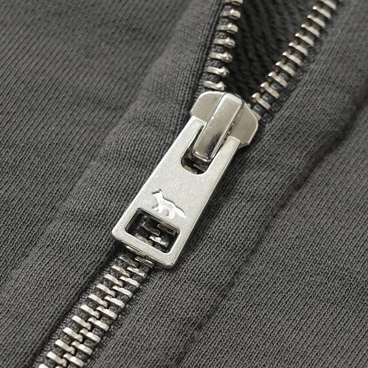 MAISON KITSUNE メンズ ジップアップパーカー FOX HEAD ZIPPED OVERSIZE HOODIE PM02138 KM0340 CHARCOAL チャコール P180