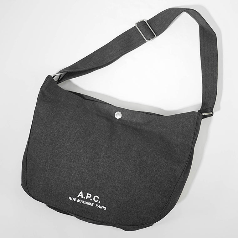 A.P.C. レディース メンズ ショルダーバッグ JOURNAL PSAJZ M61939 NOIR ブラック LZZ