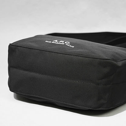 A.P.C. メンズ レディース ショルダーバッグ JOURNAL SMALL PSAKR M67010 2カラー