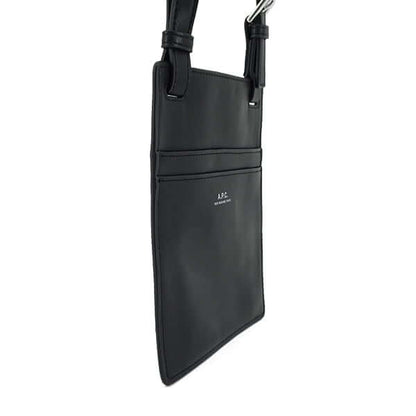 A.P.C. メンズ ショルダーバッグ CROSSBODY POUCH NINO PUAAT H61717 2カラー
