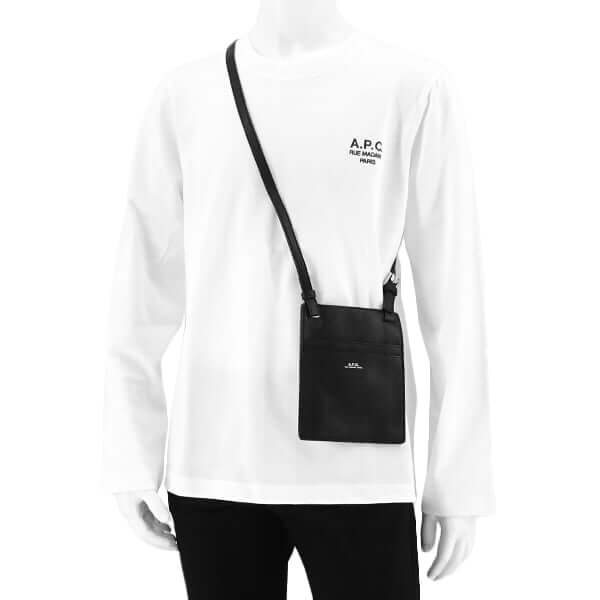 A.P.C. メンズ ショルダーバッグ CROSSBODY POUCH NINO PUAAT H61717 2カラー