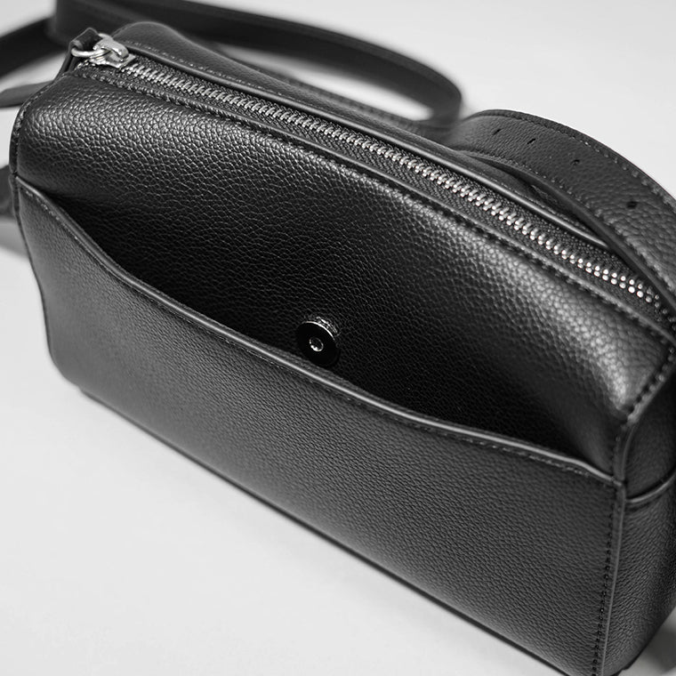 A.P.C. メンズ レディース ショルダーバッグ CAMERA BAG NINO PUABO H61821 NOIR ブラック LZZ