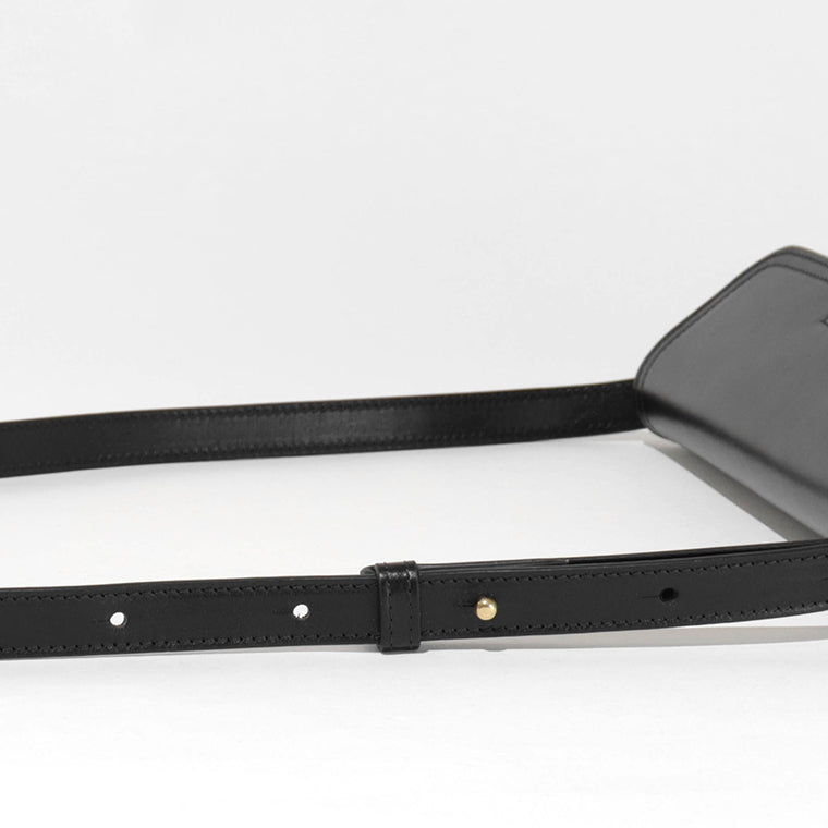 A.P.C. レディース ショルダーバッグ SIMONE SMALL PXBVV F67054 NOIR ブラック LZZ