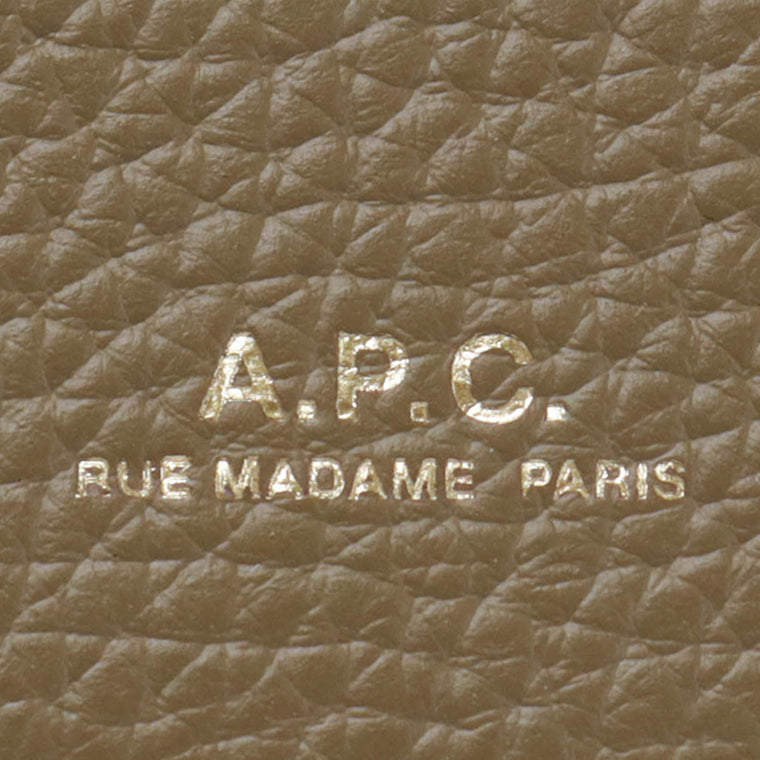 A.P.C. レディース メンズ 3つ折り財布 TRIFOLD GENEVE PXCBC F63483 TERRE オークル CAW