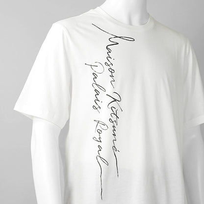 【2026SS SUMMER SALE】MAISON KITSUNE メンズ Tシャツ POETIC SCRIPT LIGHT REGULAR TEE SHIRT QM00113 KJ7036 WHITE オフホワイト P100