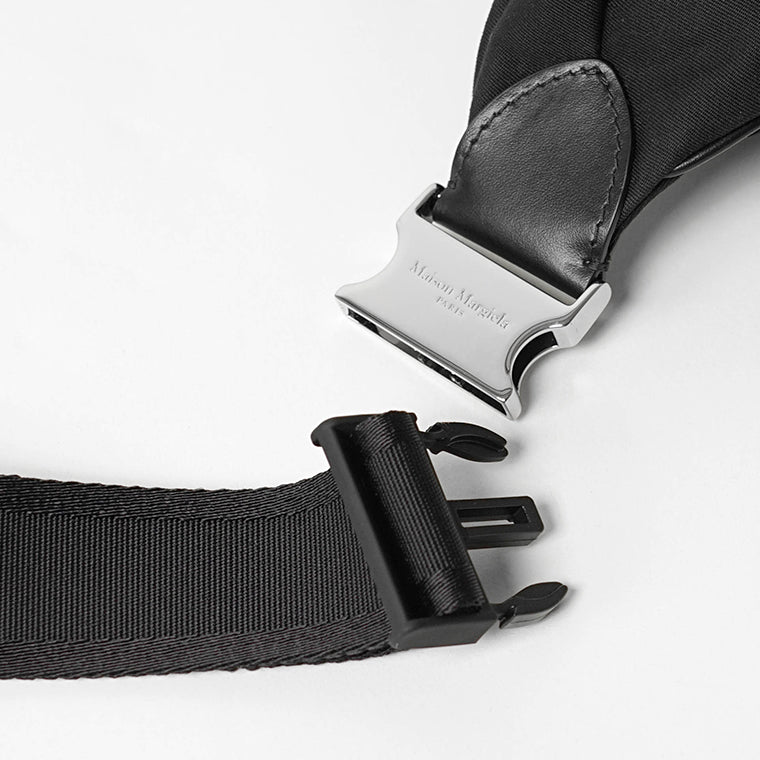 Maison Margiela メンズ レディース ベルトバッグ GLAM SLAM S35WB0079 P8570 ブラック HB051