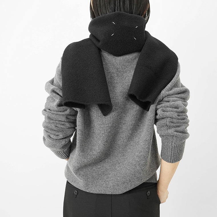 Maison Margiela レディース メンズ マフラー S50TE0107 M13091 ブラック 900
